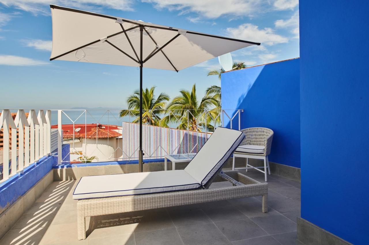 Hotel Luxury Patio Azul (Adults Only) Πουέρτο Βαγιάρτα Εξωτερικό φωτογραφία A cantilever umbrella