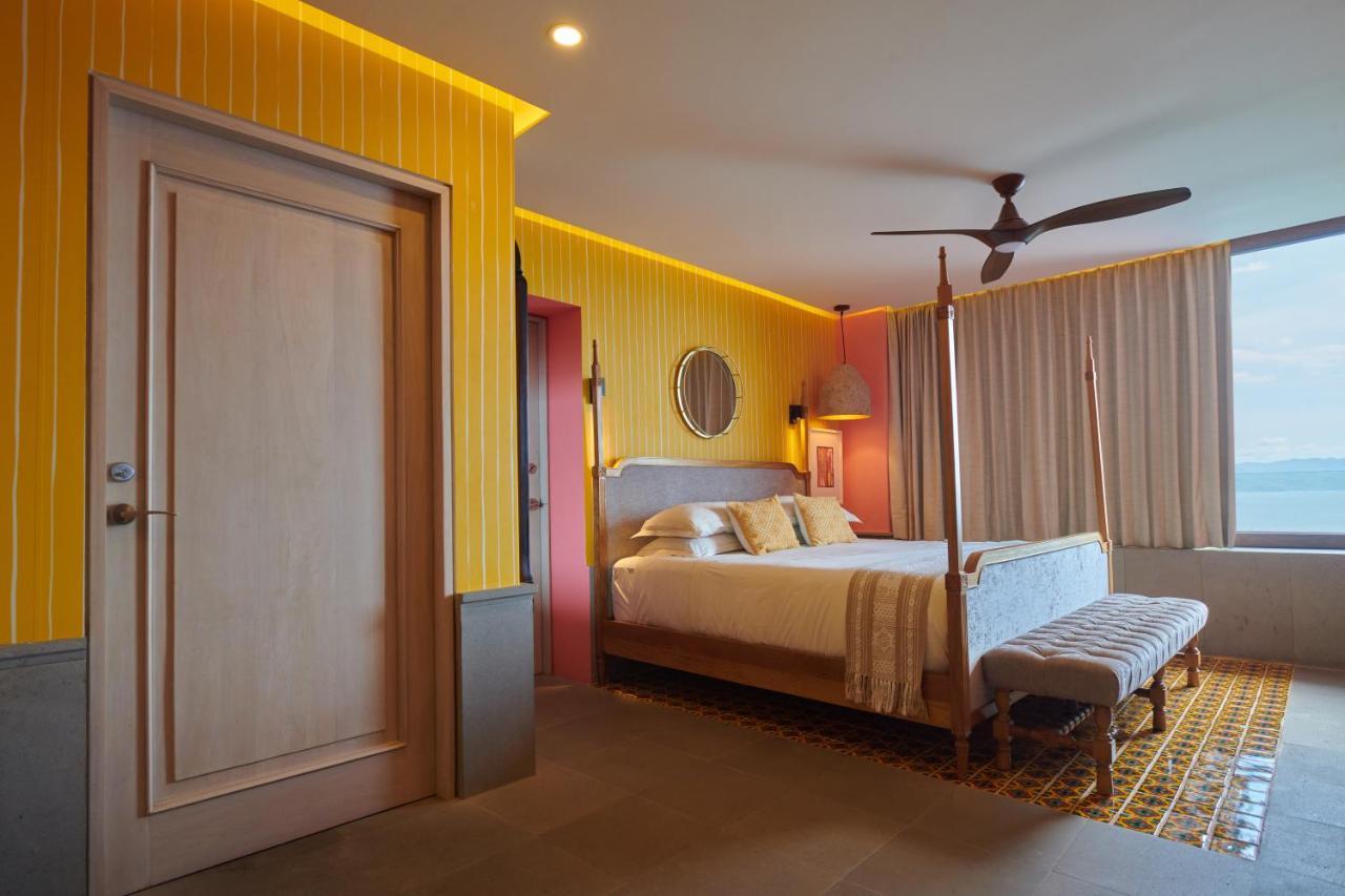 Hotel Luxury Patio Azul (Adults Only) Πουέρτο Βαγιάρτα Εξωτερικό φωτογραφία A bedroom at the hotel