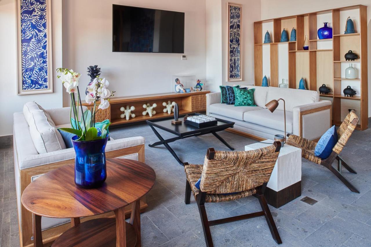 Hotel Luxury Patio Azul (Adults Only) Πουέρτο Βαγιάρτα Εξωτερικό φωτογραφία The living room of a suite at the hotel